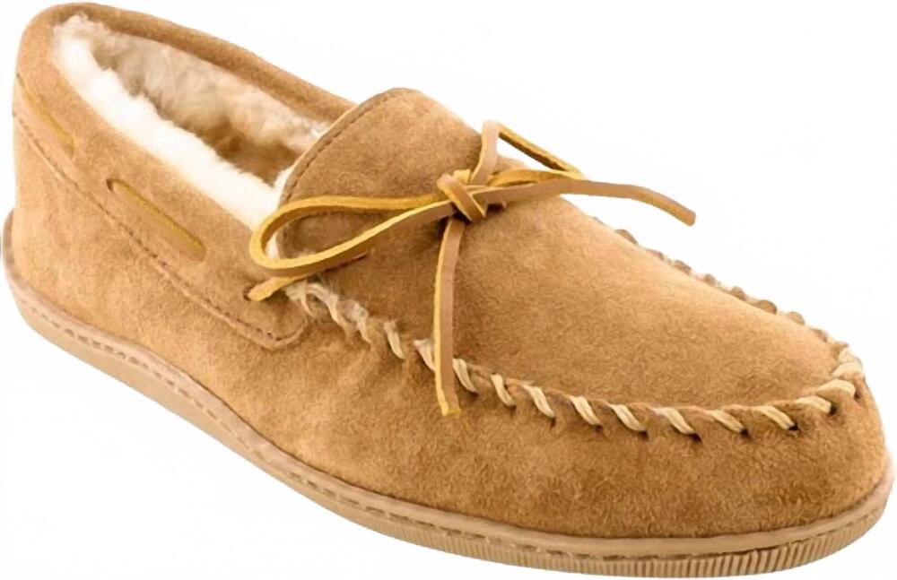 NEW MINNETONKA men's sheepskin hardsole shoes in golden tan